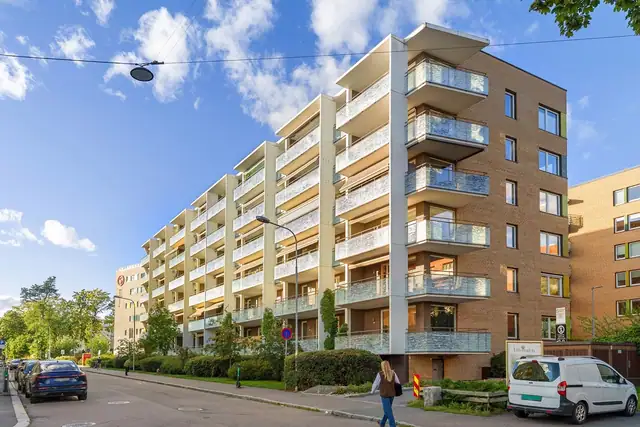 På Lillohagen bor du i et moderne og hyggelig boligområde med pent opparbeidede uteområder.